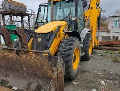 Экскаватор-погрузчик JCB 4CX 2017 года б/у