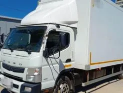 Изотермический фургон Mitsubishi FUSO CANTER 2021 года б/у