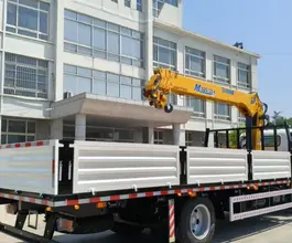 Самопогрузчик ISUZU 700 P с КМУ XCMG 2025 года новый фото 3