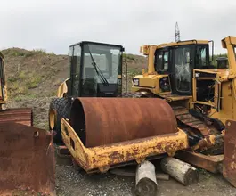 Дорожный каток Caterpillar CS56  б/у