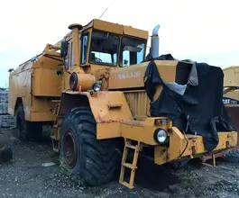 Дорожно-уборочный автомобиль Дорожно-уборочный автомобиль  Кировец К-703  б/у фото 2