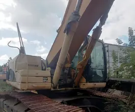 Экскаватор Caterpillar 330  б/у фото 5