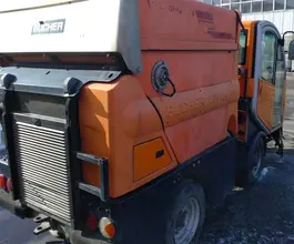 Дорожно-уборочный автомобиль Дорожно-уборочный автомобиль  Bucher-Guyer CityCat 2020  б/у фото 3