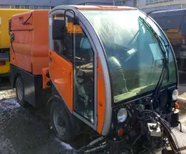 Дорожно-уборочный автомобиль Дорожно-уборочный автомобиль  Bucher-Guyer CityCat 2020  б/у