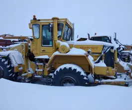 Фронтальный погрузчик Спецстроймаш К-702МВ  б/у фото 3