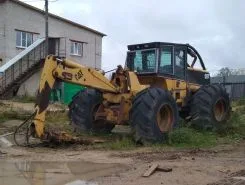Харвестер Caterpillar 525  б/у