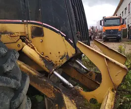 Харвестер Caterpillar 525  б/у фото 2
