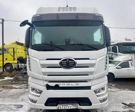 Седельный тягач Седельный тягач FAW J7 2023 года б/у фото 2
