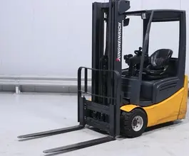 Вилочный погрузчик Jungheinrich EFG 215  б/у