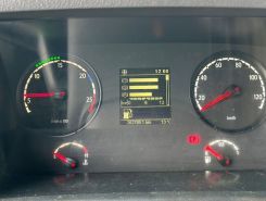 Тягач Седельный тягач Scania P-series 2014 года б/у фото 20