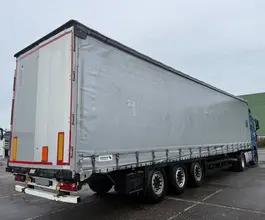 Шторный полуприцеп Schmitz Cargobull SCB S3T 2018 года б/у фото 4