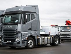 Тягач Седельный тягач JAC K7 2024 года новый