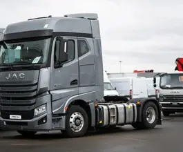 Тягач Седельный тягач JAC K7 2024 года новый