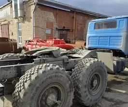 Тягач Седельный тягач Урал 55571 2016 года б/у фото 3