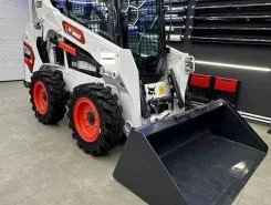 Экскаватор-погрузчик Bobcat 530 2025 года новый фото 2