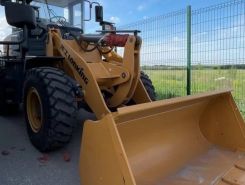 Фронтальный погрузчик Lonking CDM833 2023 года новый
