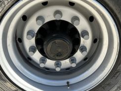 Шторный полуприцеп Тонар T3-13 (9888) 2026 года новый фото 3