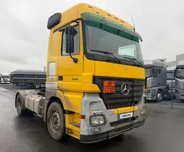 Седельный тягач Седельный тягач Mercedes-Benz Actros 2003 года б/у