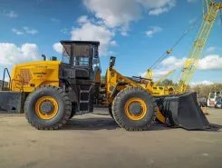 Фронтальный погрузчик Lonking CDM853N 2023 года б/у