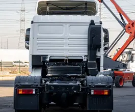 Тягач Седельный тягач Shacman X6000 2024 года б/у фото 4