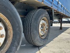 Шторный полуприцеп Krone SD 2006 года б/у фото 5