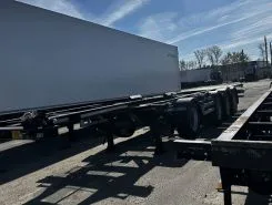 Полуприцеп-контейнеровоз Тонар K4-U (99891) 2026 года новый фото 4
