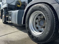 Тягач Седельный тягач Renault Premium 2011 года б/у фото 11