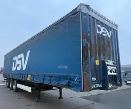 Шторный полуприцеп Krone SD 2011 года б/у