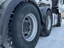 Тягач Седельный тягач FAW J7 2023 года б/у фото 12