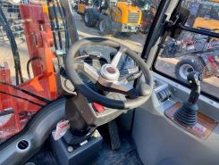 Телескопический погрузчик QUADTRAC WL50T 2025 года новый фото 10