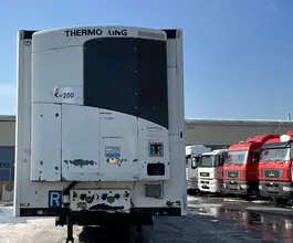 Полуприцеп-рефрижератор Krone SD 2013 года б/у фото 2