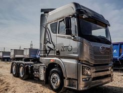 Тягач Седельный тягач FAW Oryx 2023 года новый