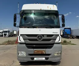 Седельный тягач Седельный тягач Mercedes-Benz Axor 2013 года б/у фото 2