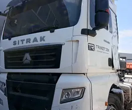 Седельный тягач Седельный тягач SITRAK c7h 2022 года б/у фото 3
