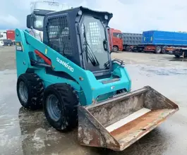 Мини-погрузчик SUNWARD SWL3220 2023 года б/у