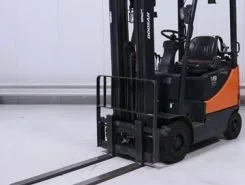 Вилочный погрузчик Daewoo G18S  б/у