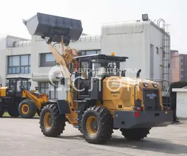 Фронтальный погрузчик Lonking LG833G 2026 года новый фото 4