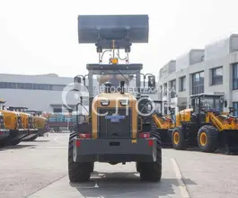 Фронтальный погрузчик Lonking LG833G 2026 года новый фото 5