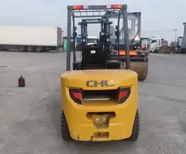 Вилочный погрузчик Dalian CPCD30 2023 года б/у