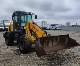 Фронтальный погрузчик BULL SL250T 2023 года б/у