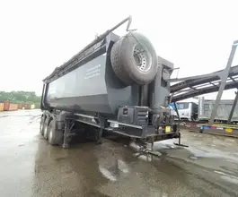 Самосвальный прицеп Grunwald 9453 2023 года б/у