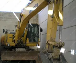 Экскаватор Komatsu PW200 2010 года б/у