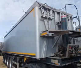 Самосвальный полуприцеп Bodex KIS 4WA1 2023 года б/у фото 2