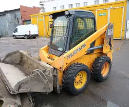 Фронтальный погрузчик Mustang 2054 2014 года б/у