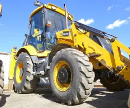 Экскаватор JCB 3CX Sitemaster 2009 года б/у