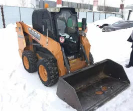 Фронтальный погрузчик Case SR175 2016 года б/у
