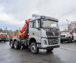 Тягач с КМУ Shacman SX42586V385 2025 года новый фото 5