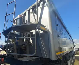 Самосвальный полуприцеп Bodex KIS 4WA1 2023 года б/у фото 3