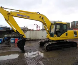 Экскаватор Komatsu PC200-7 2004 года б/у