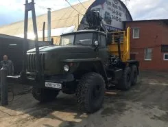 Лесовоз с КМУ Лесовоз  Урал 5557 с КМУ  2015 года б/у